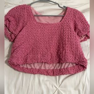 Super cute pink top!